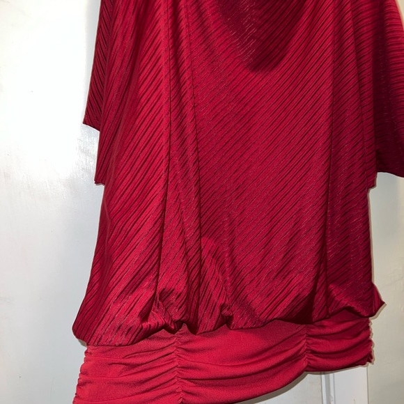 Red Stretchy Dress top -1X - Picture 5 of 6